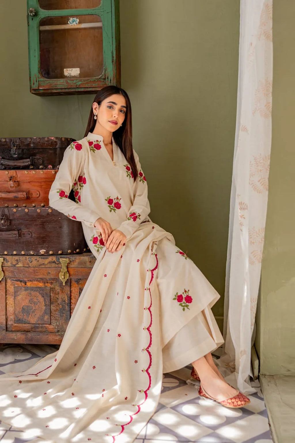 Beautiful Cream Women Kurta and Palazo With Dupatta