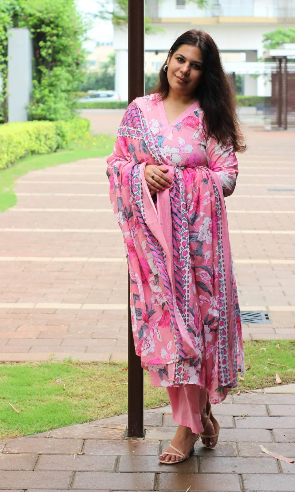Women Pink Pure Cotton Kurta And Pant With Dupatta