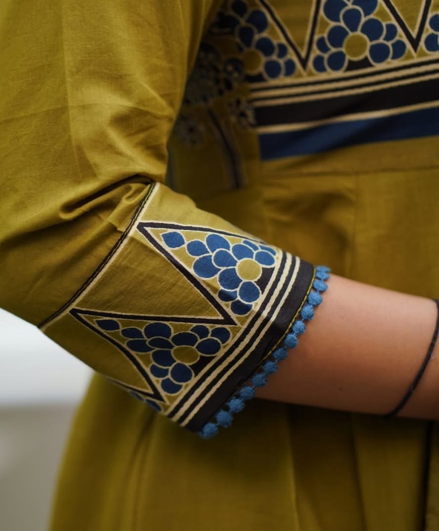 Beautiful Pure Cotton Green Anarkali Kurta and Pant With Dupatta (Hand Work)