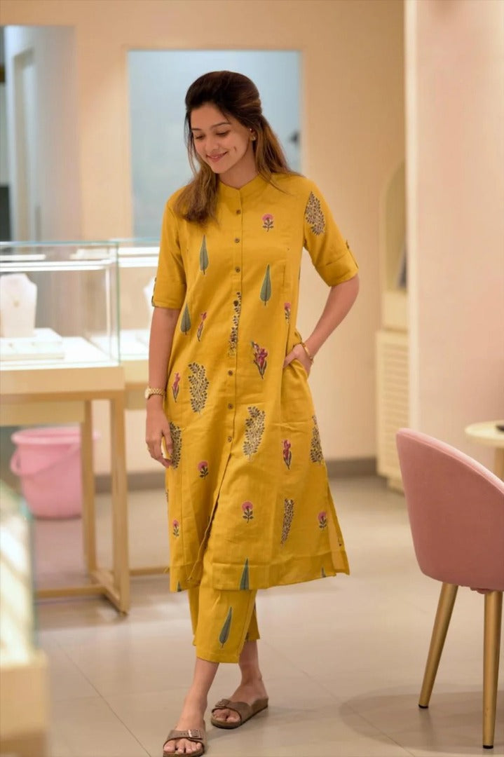 Womens Rayon Viscose Printed Kurta with Pant